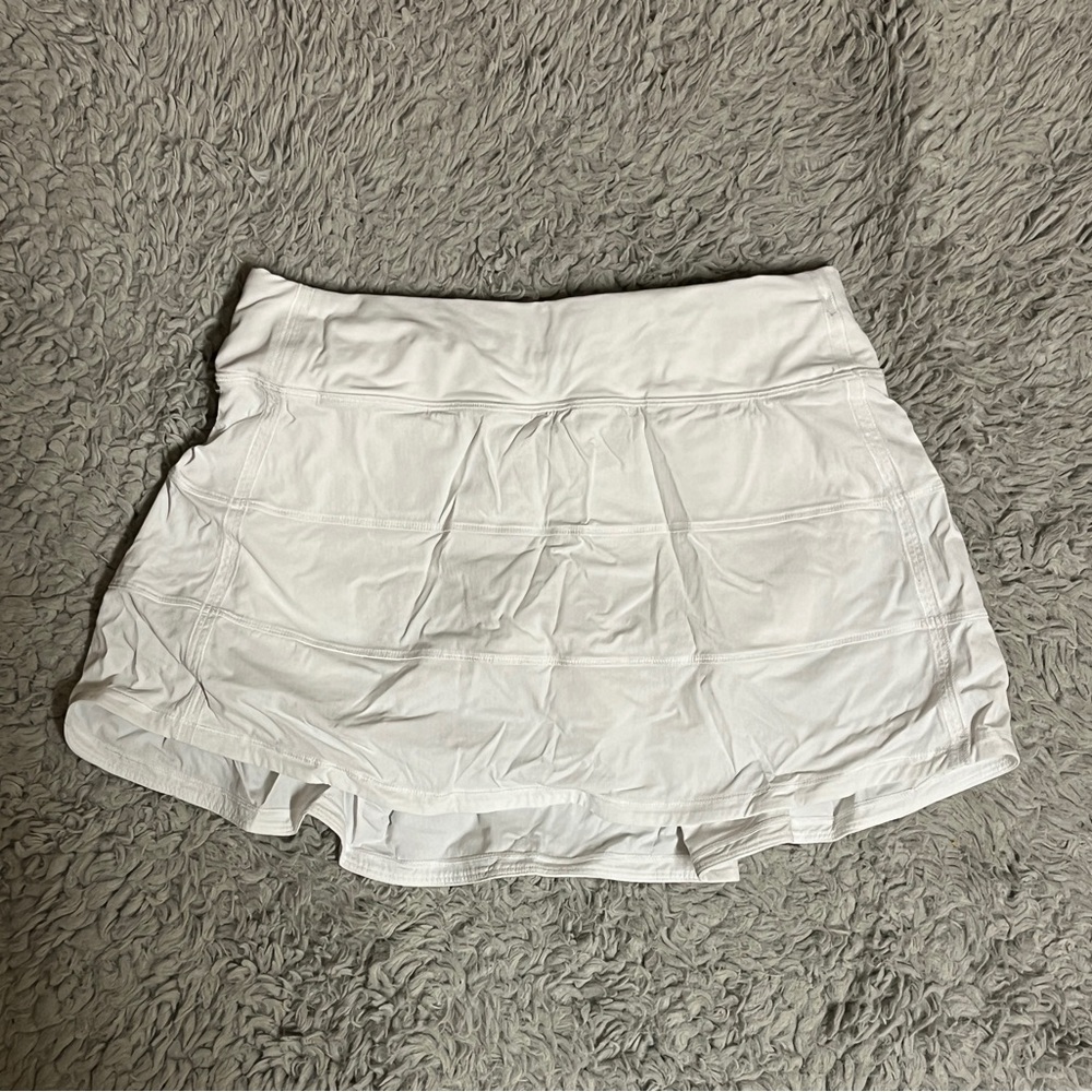 Lululemon Run Pace Rival Mid Rise Skirt SIZE 6 white